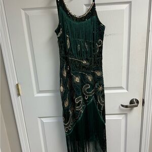 Fundaisy Asymmetrical Green Gold Sequin Beaded Fringe Great Gatsby Party